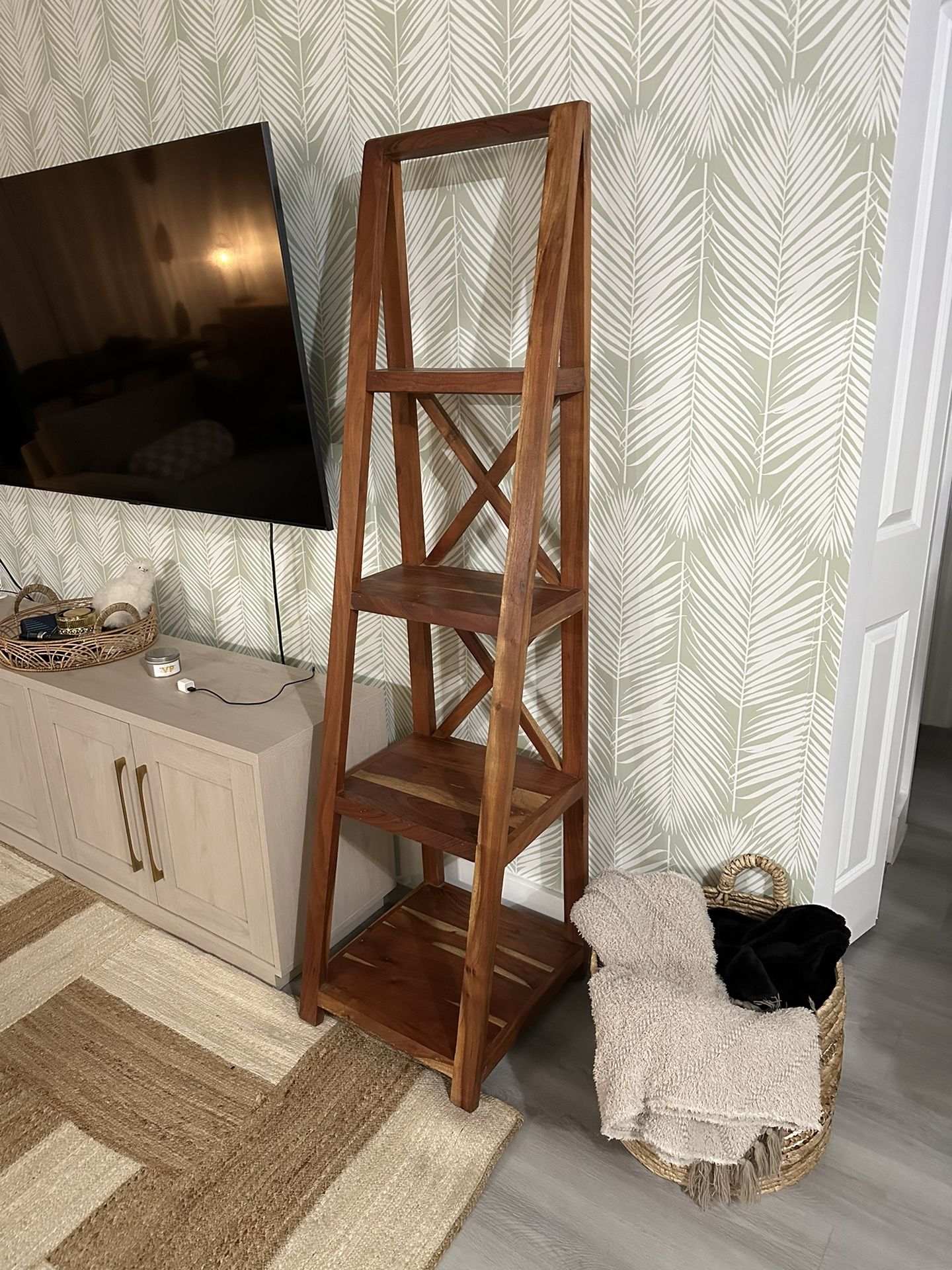 Ladder Book Shelf (MUST GO)