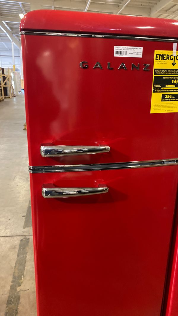 Galanz 7.6 cu. Ft. Mini Fridge dual door top freezer for Sale in