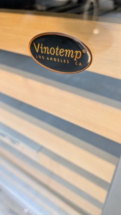 Wine cooler fridge - Vinotemp