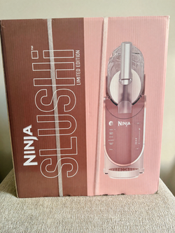 Ninja SLUSHi Pink Frozen Drink Maker – New 2.6L Capacity – Lithia Springs, GA