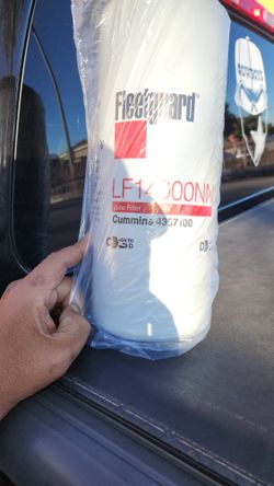 Fleetguard Oil Filter