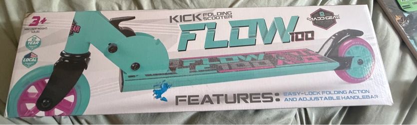 Kick flow  folding scooter