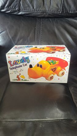 Brand NEW Lovely Telephone Car Toy