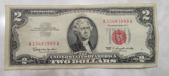 Red $2 bill / Billete de $2 Rojo