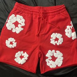Authentic Denim Tears Cotton Wreath Shorts Red - Size L