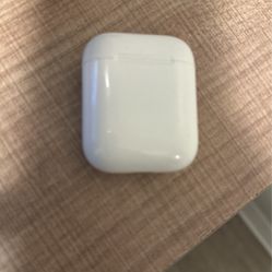 airpods 2nd Gen great condition 