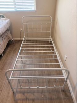 Twin bed frame
