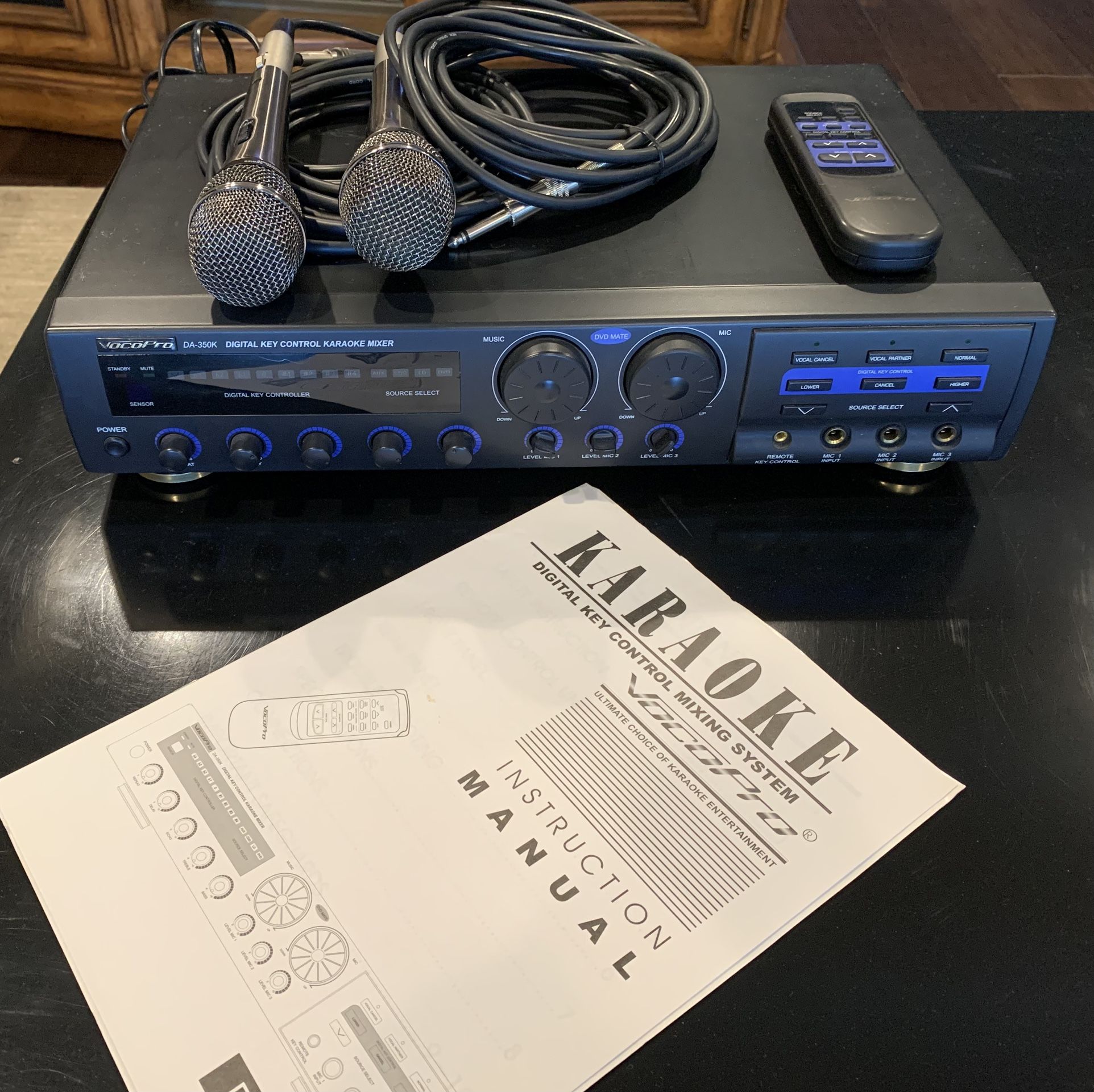 VocoPro Karaoke Mixer W/Shure Microphones