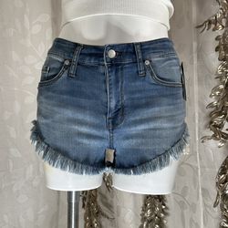 Mossimo Women’s High Rise Crochet Hem Denim Shorts Size 6 NWT Blue