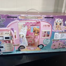 Na Na Na Kitty-Cat Camper