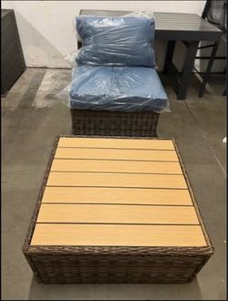 New 2 pieces Outdoor Patio Single Seat With Table