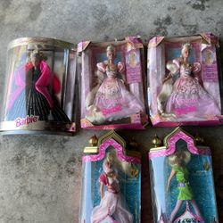 Vintage Barbie’s