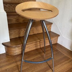 Lyra Bar Stool