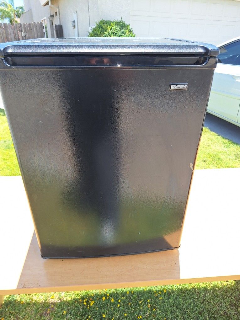 Working Mini Fridge
