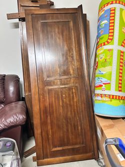 Eastern king size bed