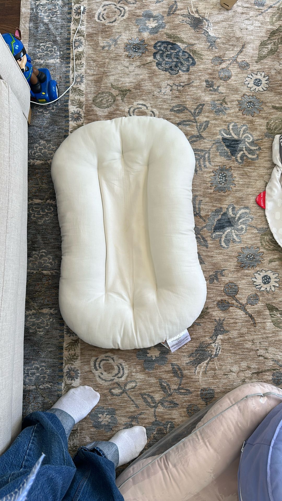 Snuggle Me Baby Lounger