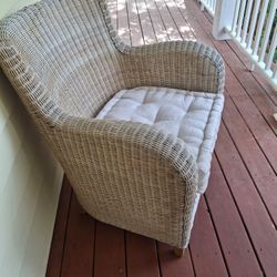 Sturdy Wicker Chair & New Cushion 