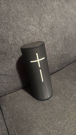 Mega boom 4 Bluetooth speaker