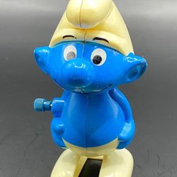 1980 Smurf Walking Wind Up Figure Peyo Plastic 3" Hong Kong Wallce Berrie toy