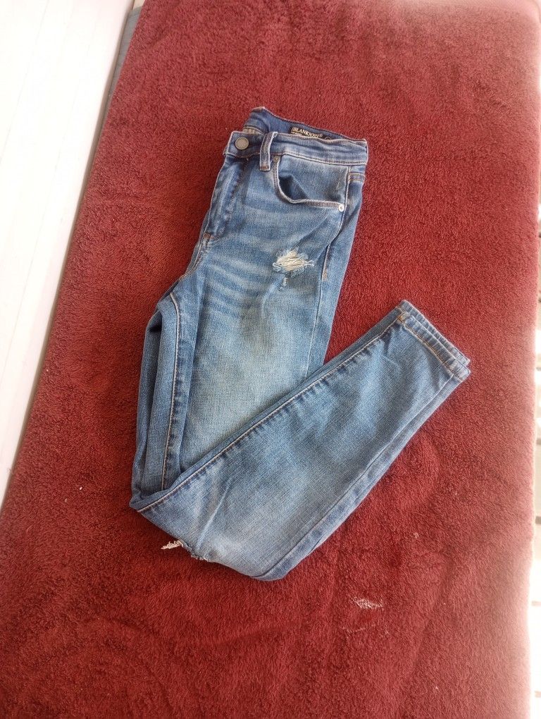 Blank NYC The Bond Distressed Skinny Jean Size 28