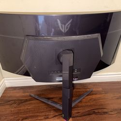 LG UltraGear 45GS96QB OLED gaming monitor