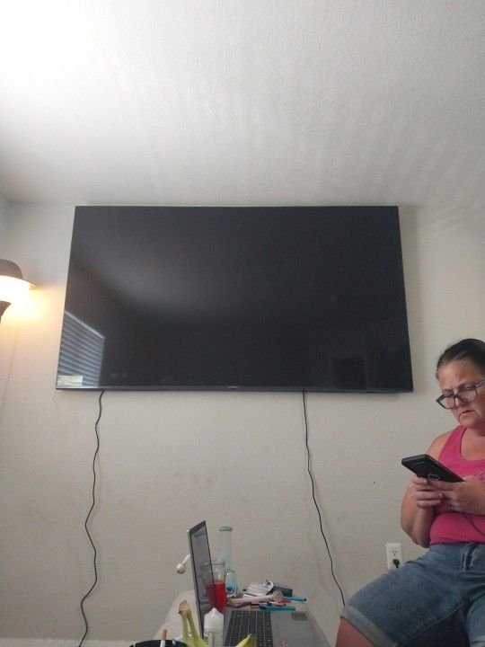 86" LG T.v 650 Obo Mesa