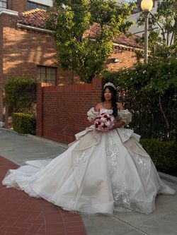raggazza quince dress ivory size medium long train big bow in back 2 pairs of sleeves