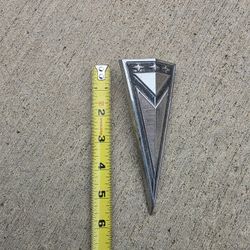 1961 Pontiac Bonneville Catalina Car Vehicle Trunk Lid Emblem Badge 538721