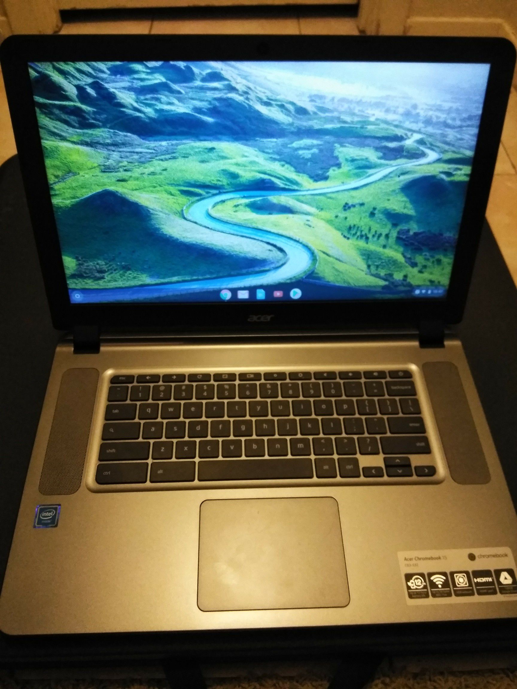 2018 15.6 Acer Chromebook