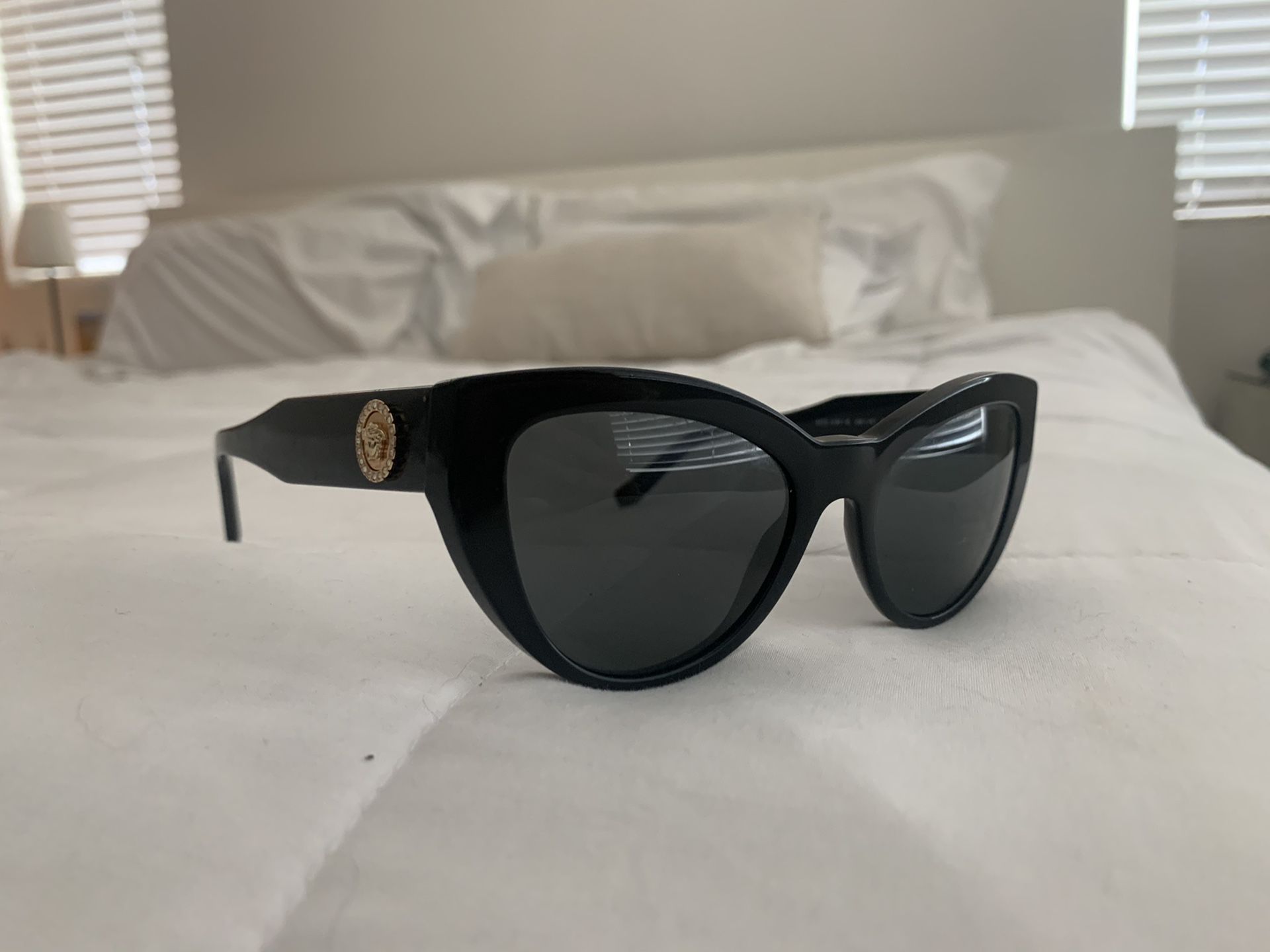 Versace black Cate eye woman sunglasses