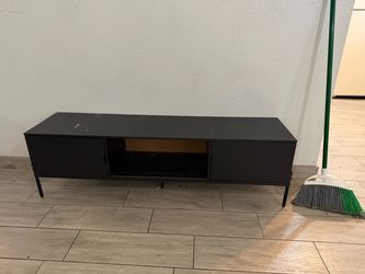 TV stand 10