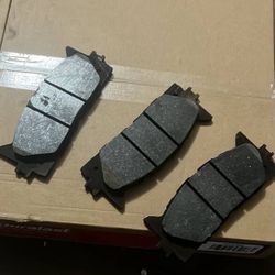 Brake Pads And 1 Rotor