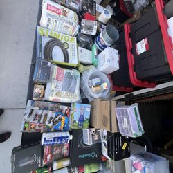 Huge Sale Starts Sunday Monday & Tuesdays at 7am - 7pm  Location: 4418 Elk Point Cir    Starts At 50¢ - $10 each   VENTA DE GARAJE CON TONELADAS DE JU