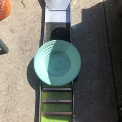 3 Piece Sluce Box And 1 Large Pan 