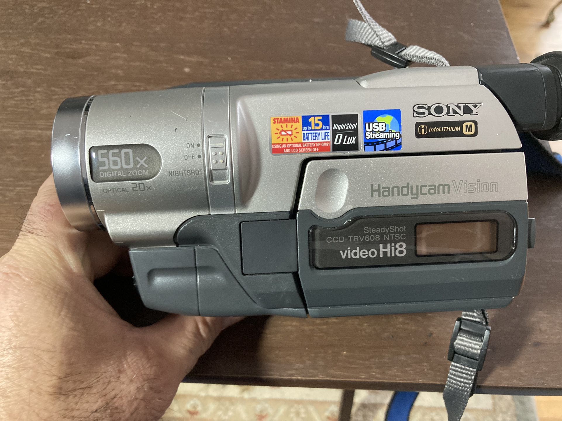 Sony Handycam Vision Camera 560x Digital Zoom Optical 20x