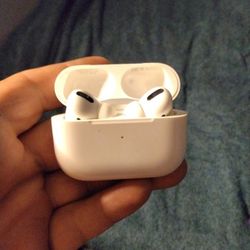 Apple AirPods Pro Wireless Headphones with Charging Case a2190 emc 3326