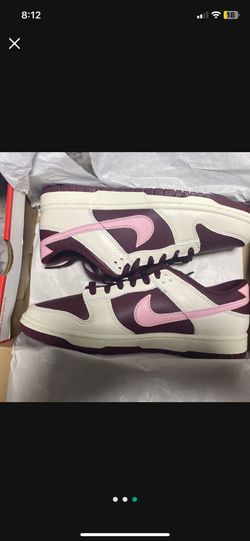 Nike Dunk Low Valentines Day Size 9 Men’s