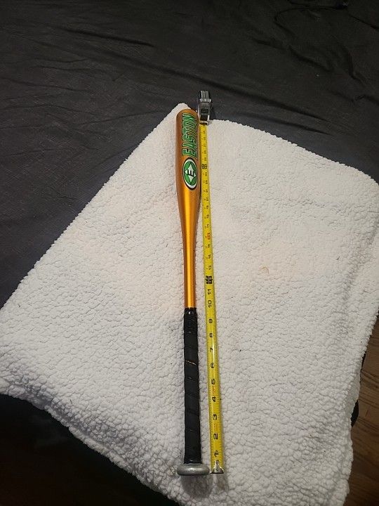 Easton Triple 8 LZ800 30/17.5 Little League Baseball Bat Gold 2 1/4"