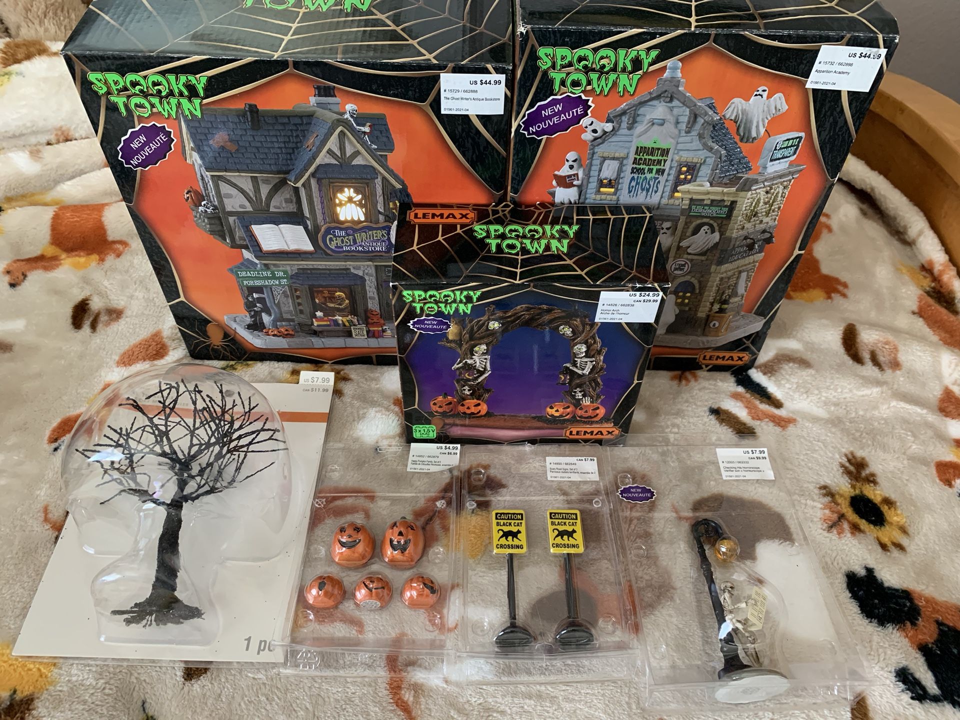Lemax Spooky Town Village Set
