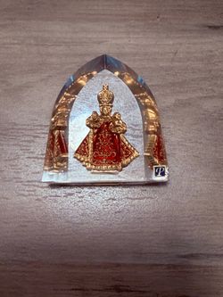 VINTAGE BOHEMIAN CRYSTAL CARVED BOHEMIAN JESUS SMALL