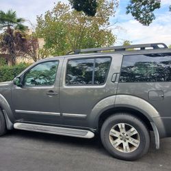 2008 Nissan Pathfinder