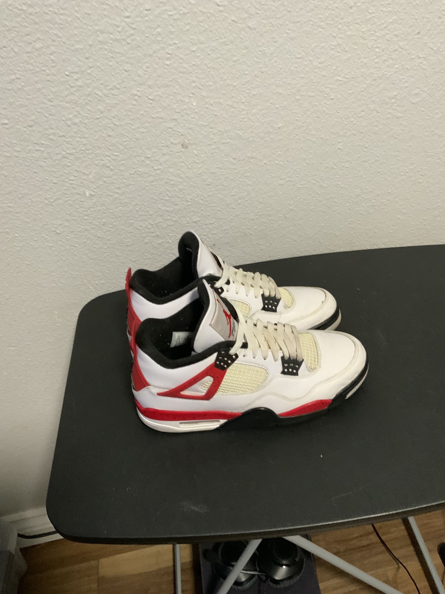 Jordan Retro 4 Red Cement Size 10