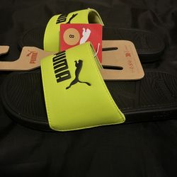 Puma Sandals Size 8 New  