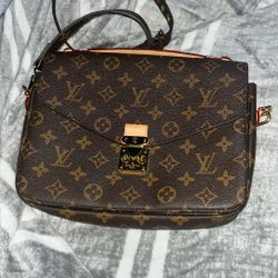 Louis Vuitton bag 