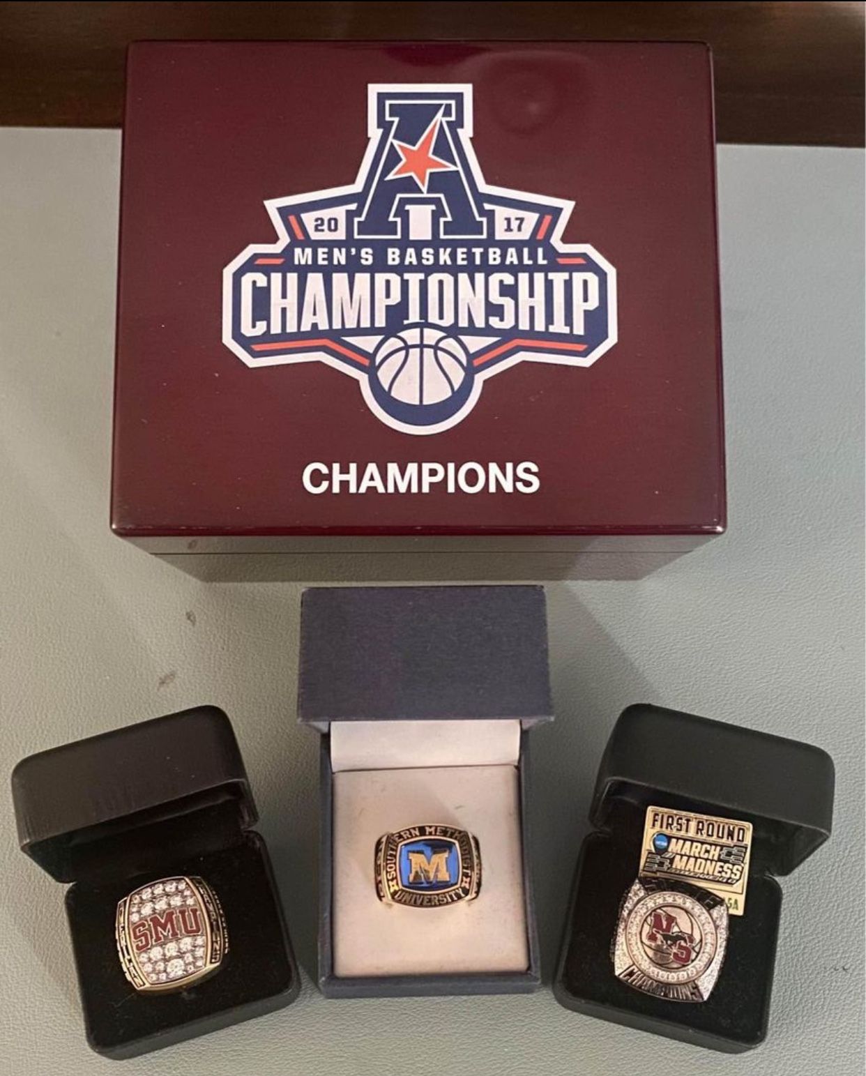 2017 SMU MENS BASKETBALL CHAMPIONSHIP RING W BOX & 2 CLASS RINGS by JOSTENS