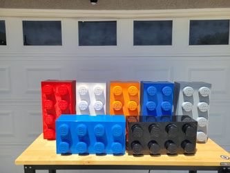8 Lego Brick storage box