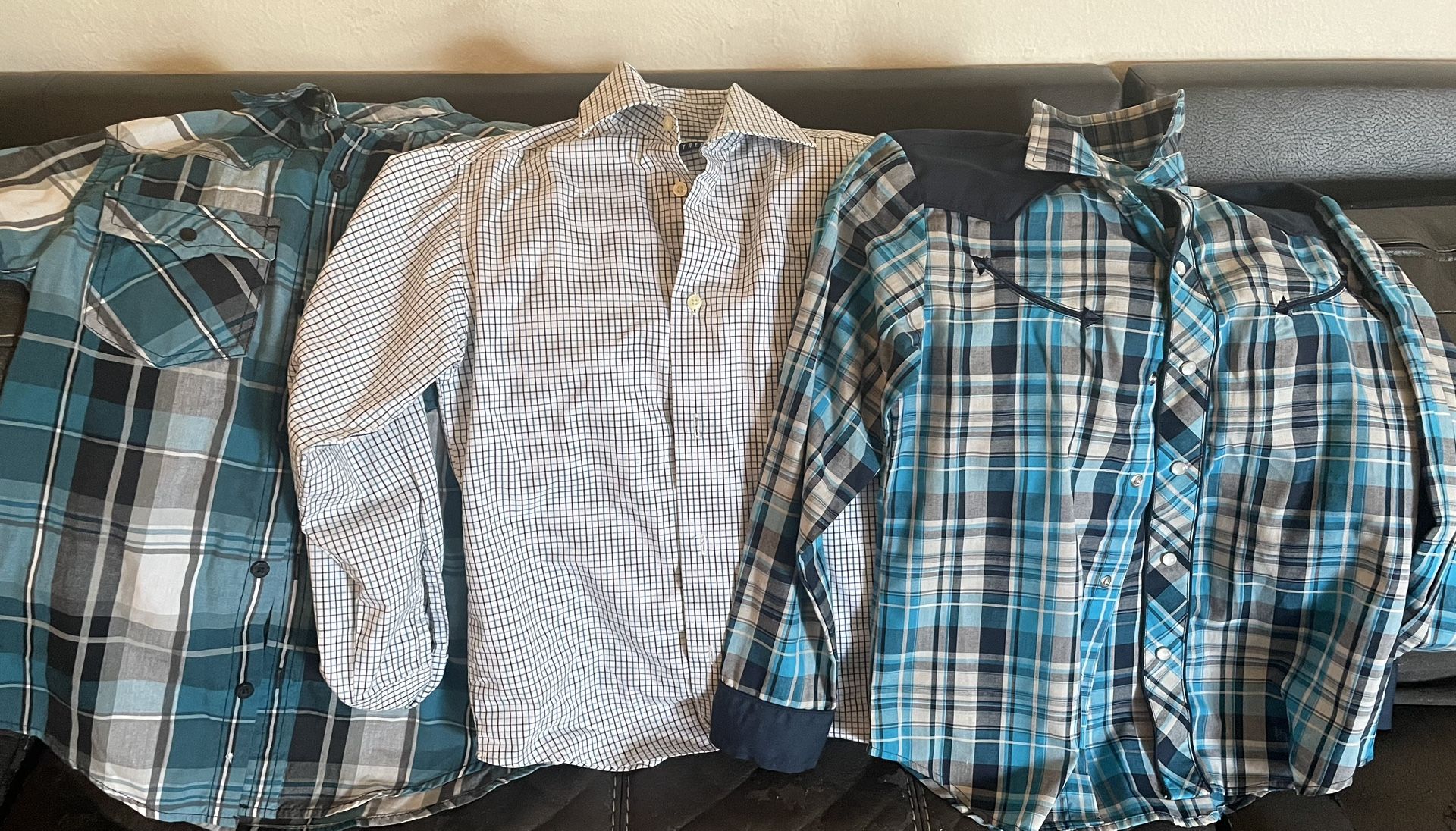 Kids Plaid Dress Shirts, Size small (8-10).