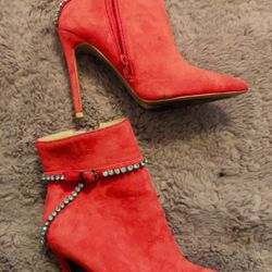 Red Heels Size 8!!