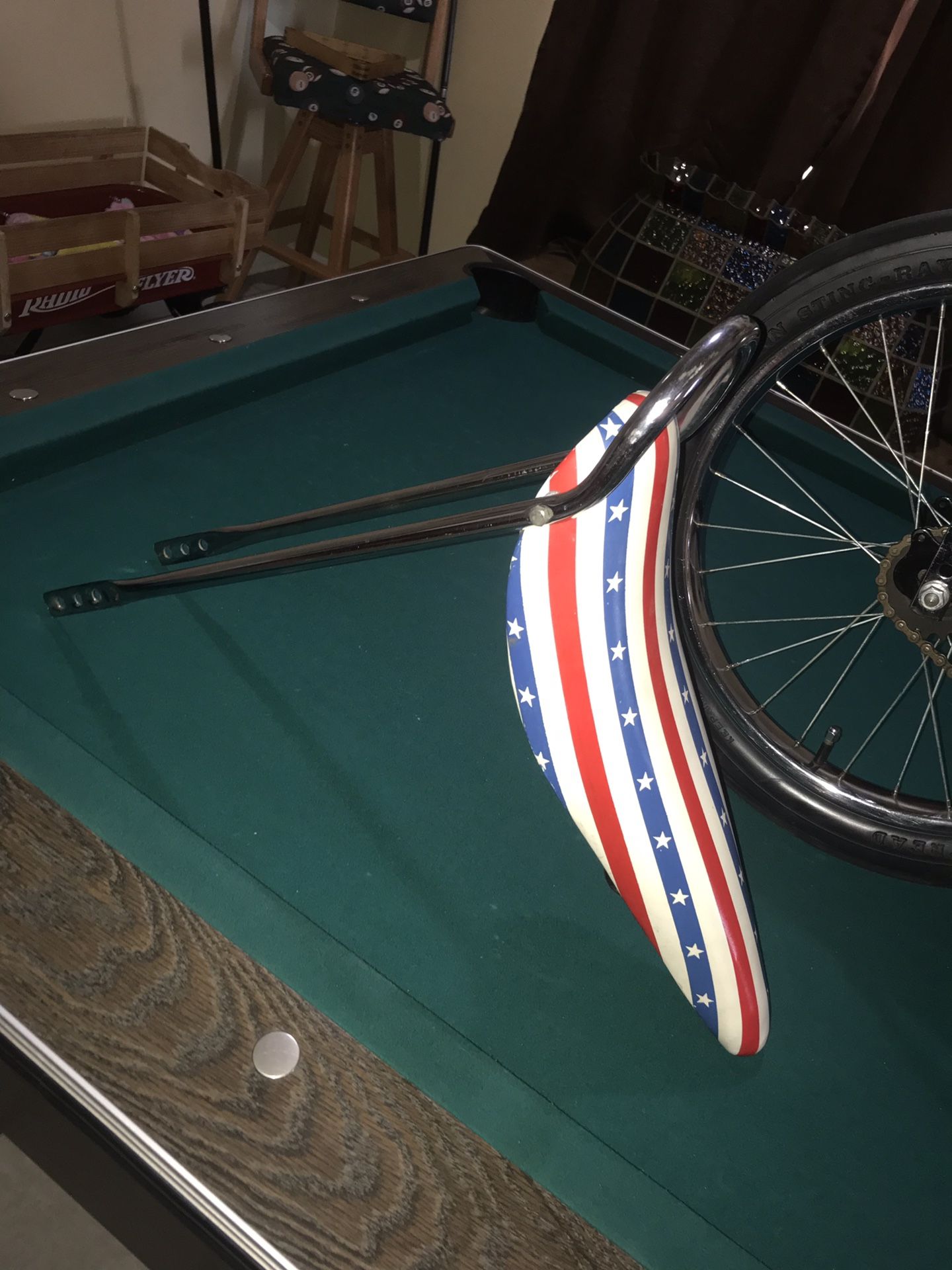 1976 Bicentennial Stars and Stripes Schwinn Stingray Muscle Bike Banana Seat 100$