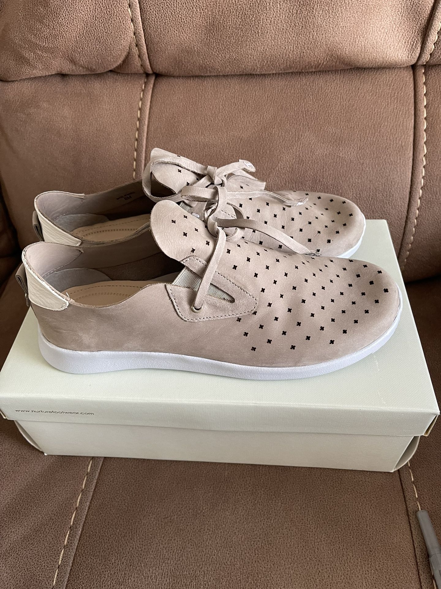Nurture Jaquee Perforated Suede Size 8. for Sale in Aurora CO OfferUp
